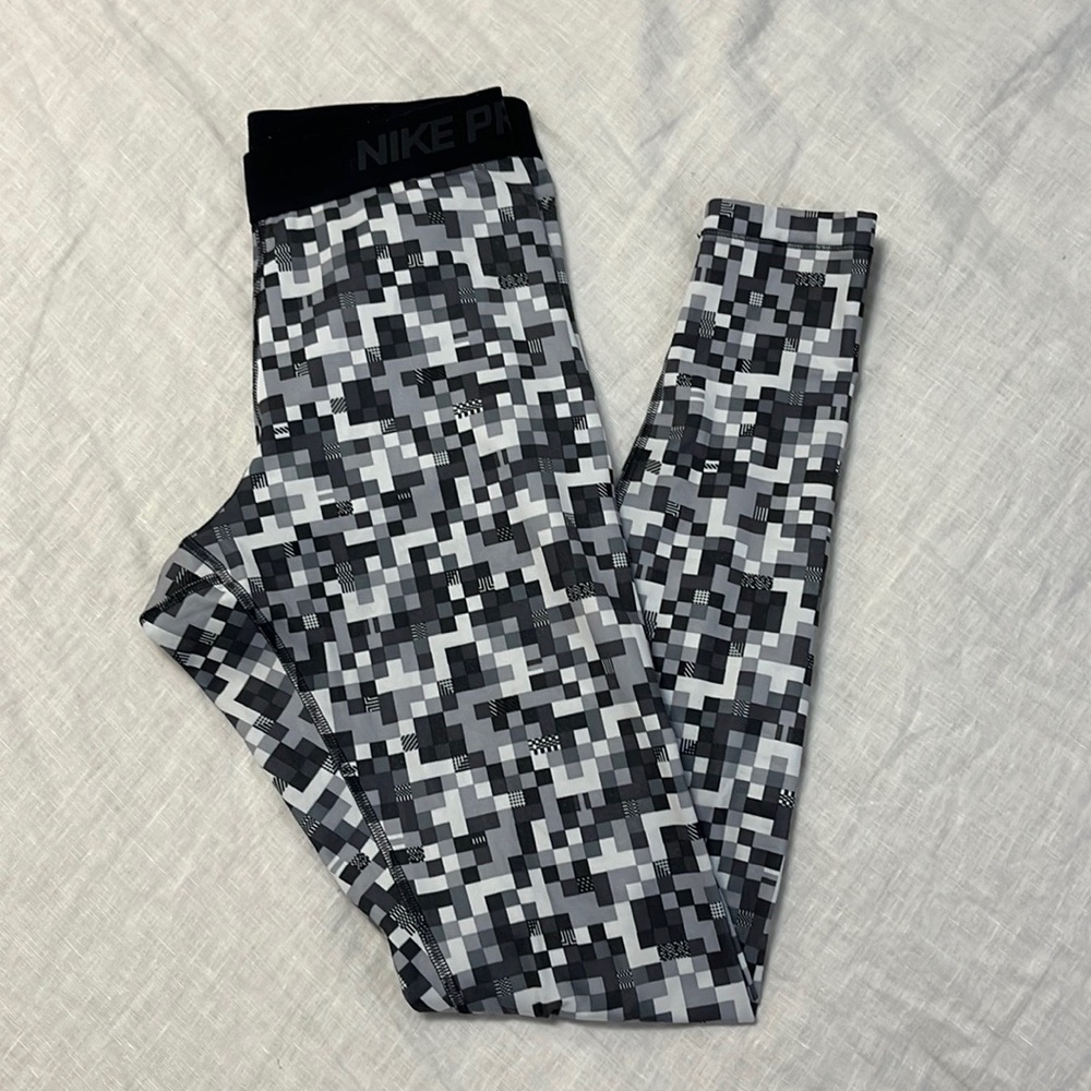Nike pro dry-fit thermal leggings